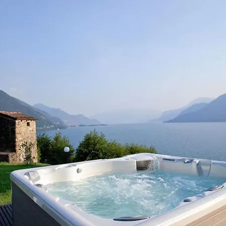 Sleeps 12 With Pool Villa
